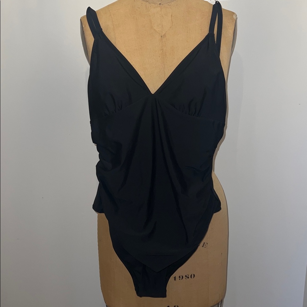 CUPSHE Women's One Piece Swimsuit Black Bathing Suit L